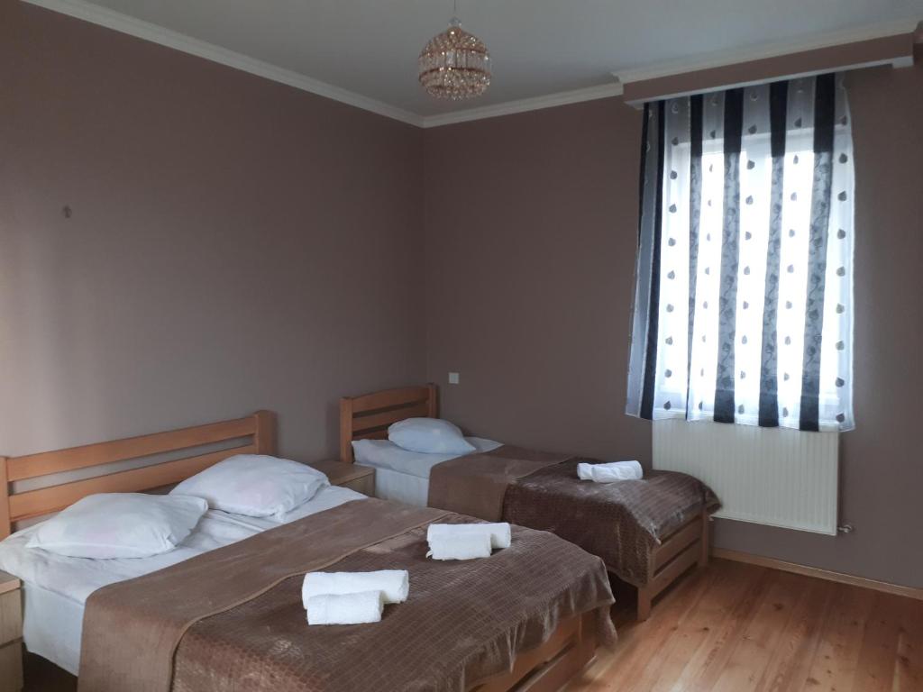 Kazbegian Host room 1